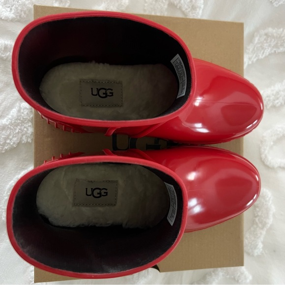 Ugg Drizlita Cozy Rain Boots NWB - Picture 8 of 8
